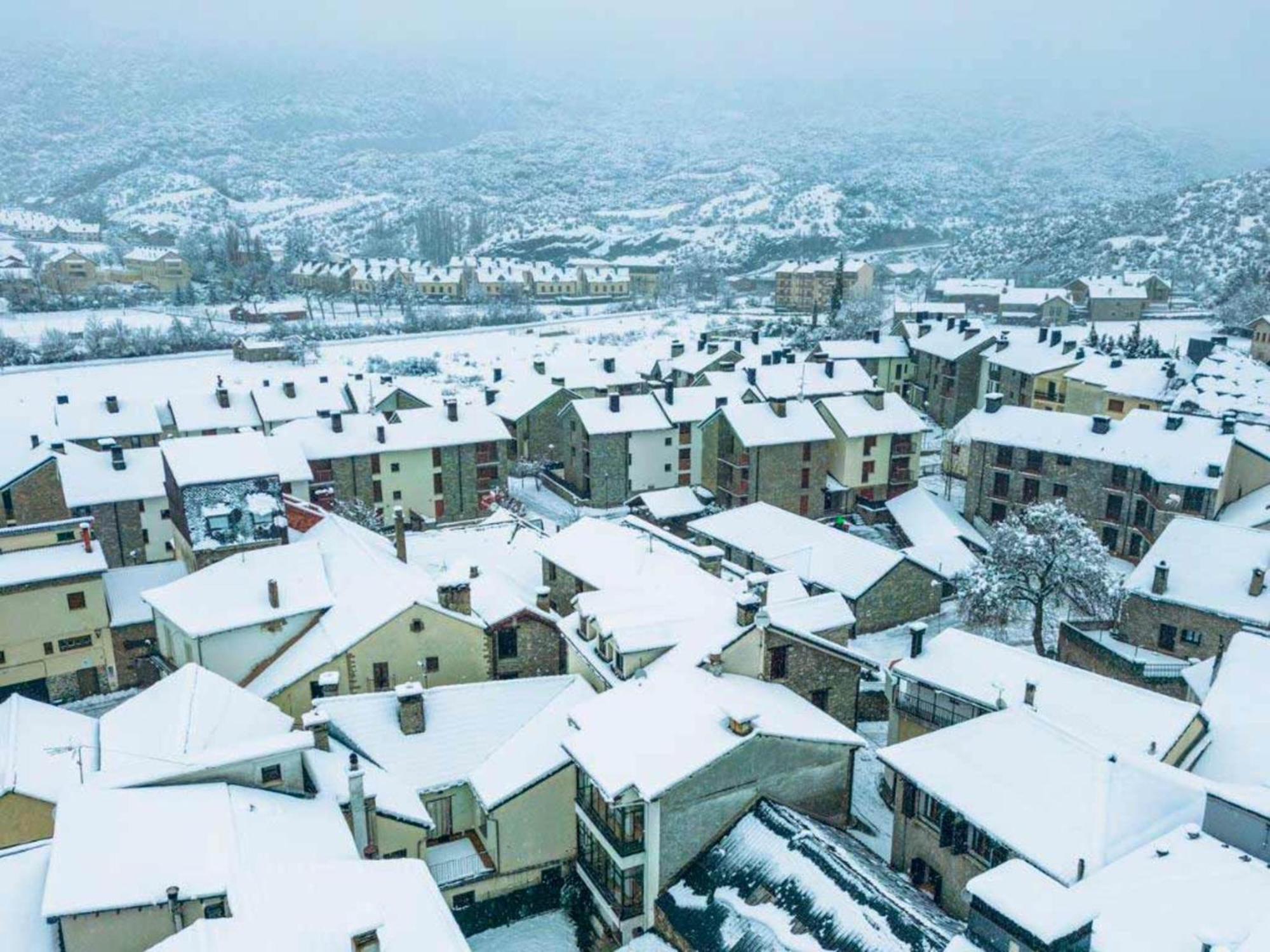 Apartamentos Villanua Collarada 3000 Dış mekan fotoğraf
